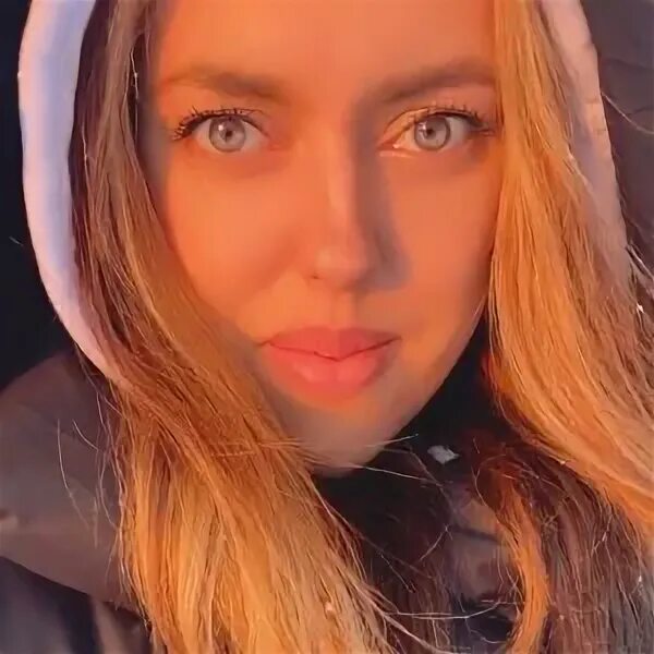 Обложка alices moms rescue. Alices mom. Alices mom. Alice. Обложка alices moms rescue.