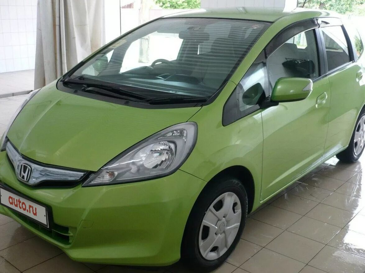 Фит гибрид 2011. Honda Fit Hybrid 2011. Honda Fit 2011 гибрид. Хонда фит гибрид 2011. Honda Fit 2011.