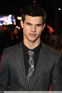 Taylor lautner net worth
