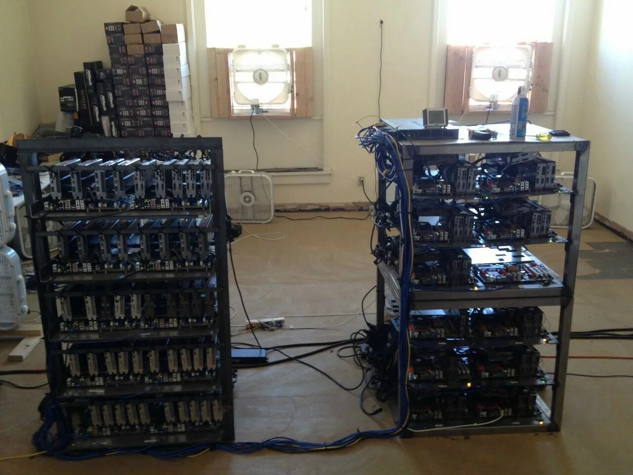 Крипто майнинг. Майнинг ферма на 1 мегаватт. Как фармить биткоин. Майнинг ферма биткоина. Майнинговая ферма биткоина.