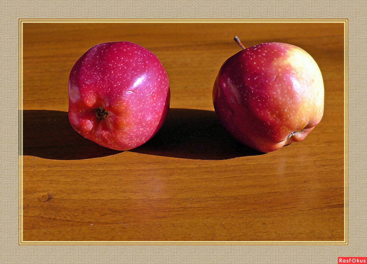 Натереть яблоки на терке. Натереть яблоки на терке. На тру яблоки. Магазинные яблоки. Тертые яблоки.