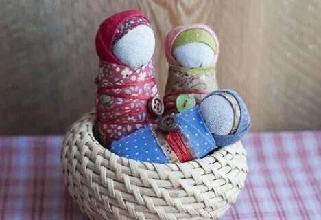 Народная кукла как игрушка