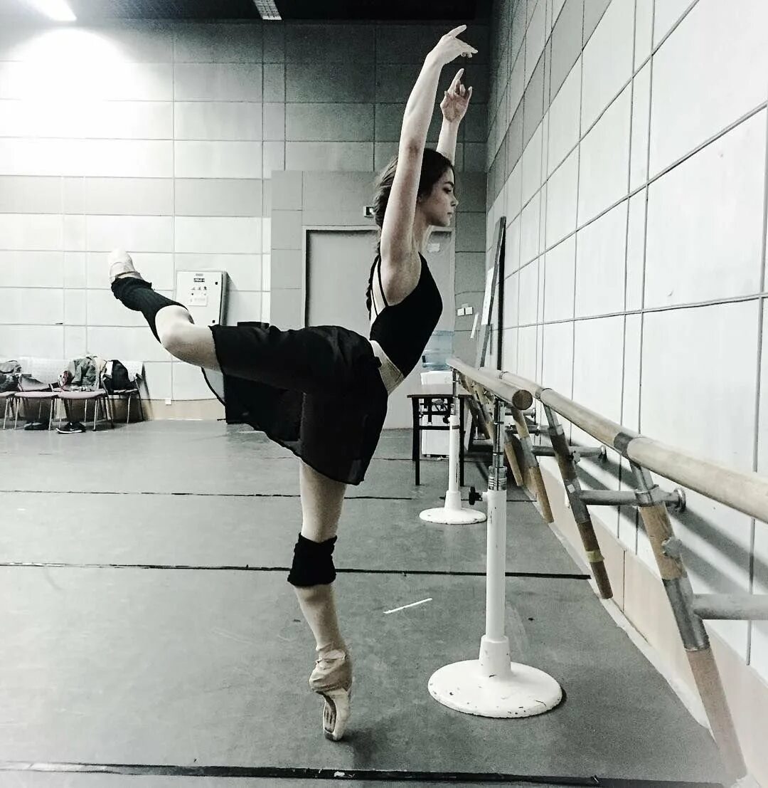 Станок для балета. Barre балет. Body ballet (боди-балет). Хореограф балета. Body ballet (боди-балет).