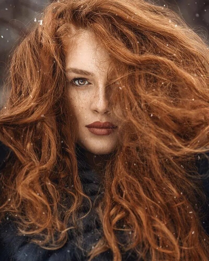 Aleksandra girskaya рыжая. Амелия соколовская вк санкт петербург. Emma stone portrait веснушки. Оливия винтер рыжая. Темно рыжие люди.