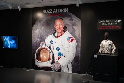 The inflight jacket worn by Buzz Aldrin is the only