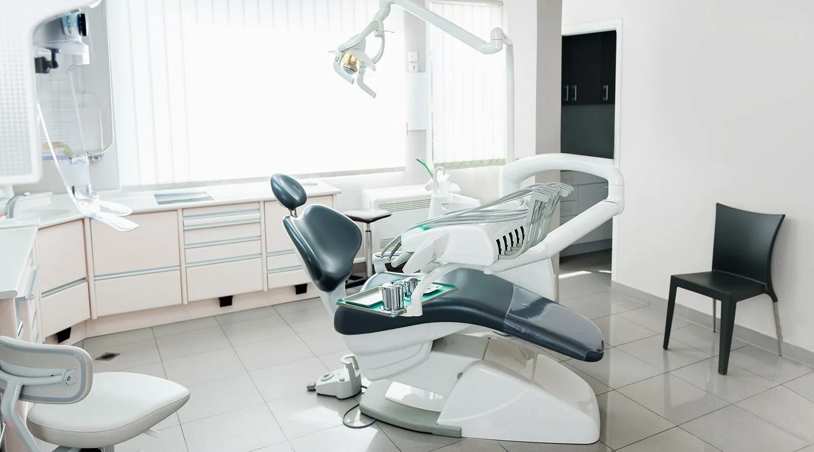 Интерьер стоматологического кабинета. New dental clinic. New dental clinic. New dental clinic. Дентал клиник.
