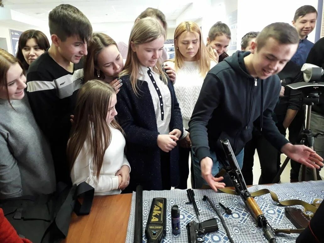 Лаишево техникум. Лаишево техникум. Лаишево технико экономический техникум. Лтэт. Выпускной в колледже.