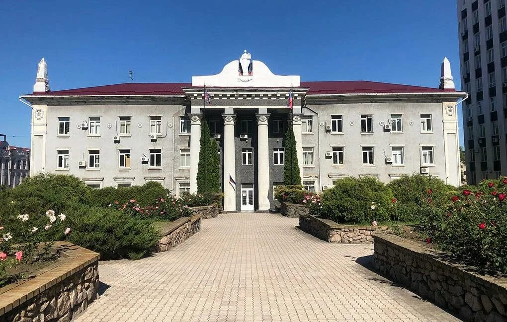 Ворошиловский суд днр. Киевский районный суд. Собинова 147 донецк. Челюскинцев 163а донецк. Улица собинова донецк.