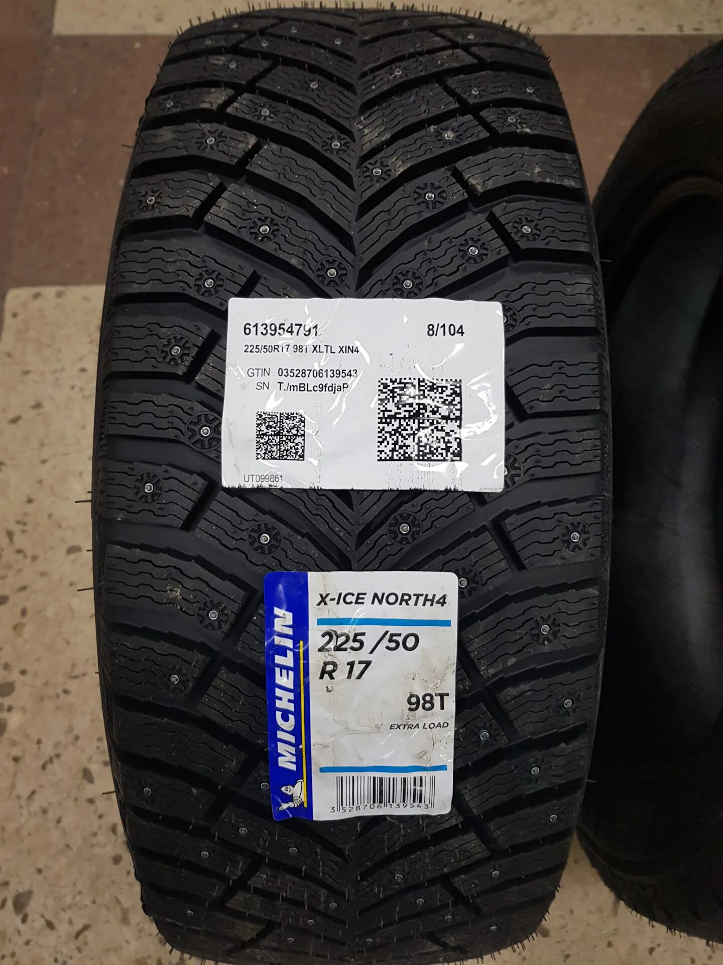 Michelin x ice north 4 98t. Michelin x-ice north 225 50 r17. мишлен x ice north 4. 225/50/17 michelin x-ice north 4. мишлен х-ice north 4 215/50 r17.