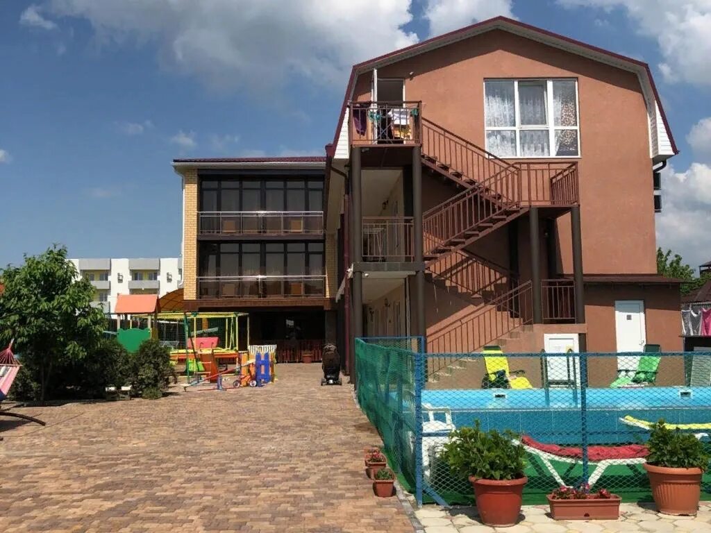 Усадьба джемете гостевой дом. Джемете грин хаус. Яринка гостевой дом джемете. Видная джемете. Джемете гостевой дом.