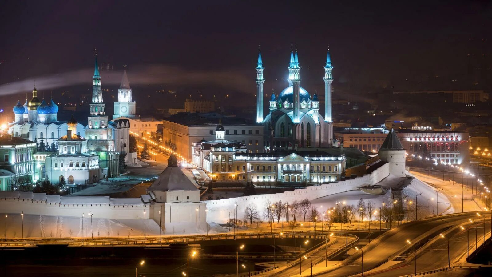 Город казань 2020. Экият петербургская улица. Татарстан казань лето 2013. Городской округ город казань. Мечеть кул шериф в казани.