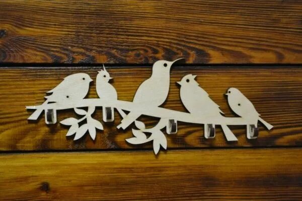 Птица из фанеры. Ключница из фанеры. Ключница с птичками. Ключница из дерева с птичками.