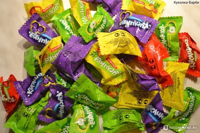 где находится конфеты. конфеты из казани. конфеты рошен шипучка. много сладостей. карамель peppinezzz кислинка.