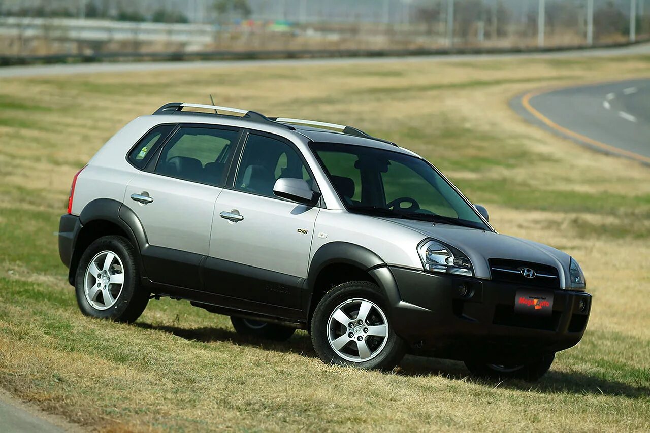 Хендай Туссан 2008. Хундай Туксон 2008. Hyundai Tucson 4wd. Ниссан Туксон 2008.