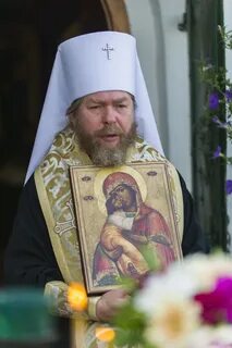Митрополит псковский и порховский