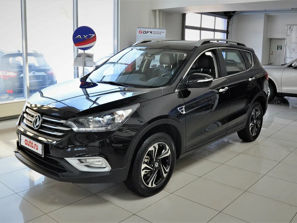 Донфенг ах7 кроссовер. Черный dongfeng ax7. Донг фенг ах7. Dongfeng кроссовер dfm ax7. Донг фенг h30 кросс.