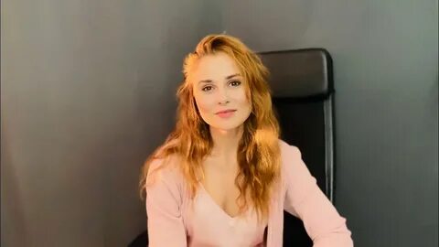 Katta dumba va kokrak bilan lesbian porno