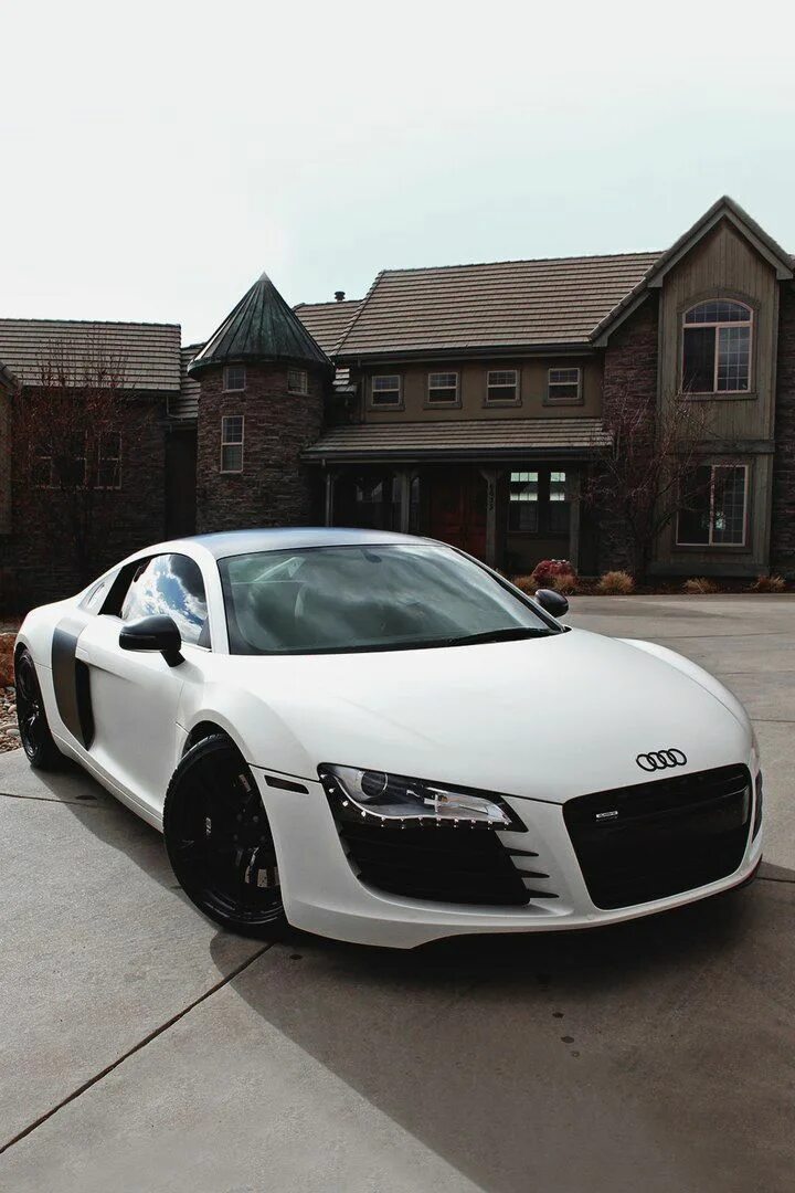 R8 1604a. Audi r8 2016. Ауди дорогие машины. 2. Audi r8 v10.