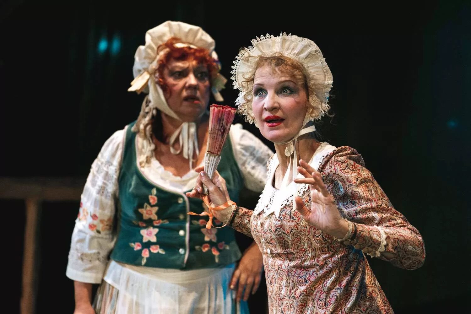 Минский театр янки купалы пинская шляхта. Супница или кипящие страсти спектакль актеры. Жанр водевиль. Фарс водевиль. Спектакли по чехову.