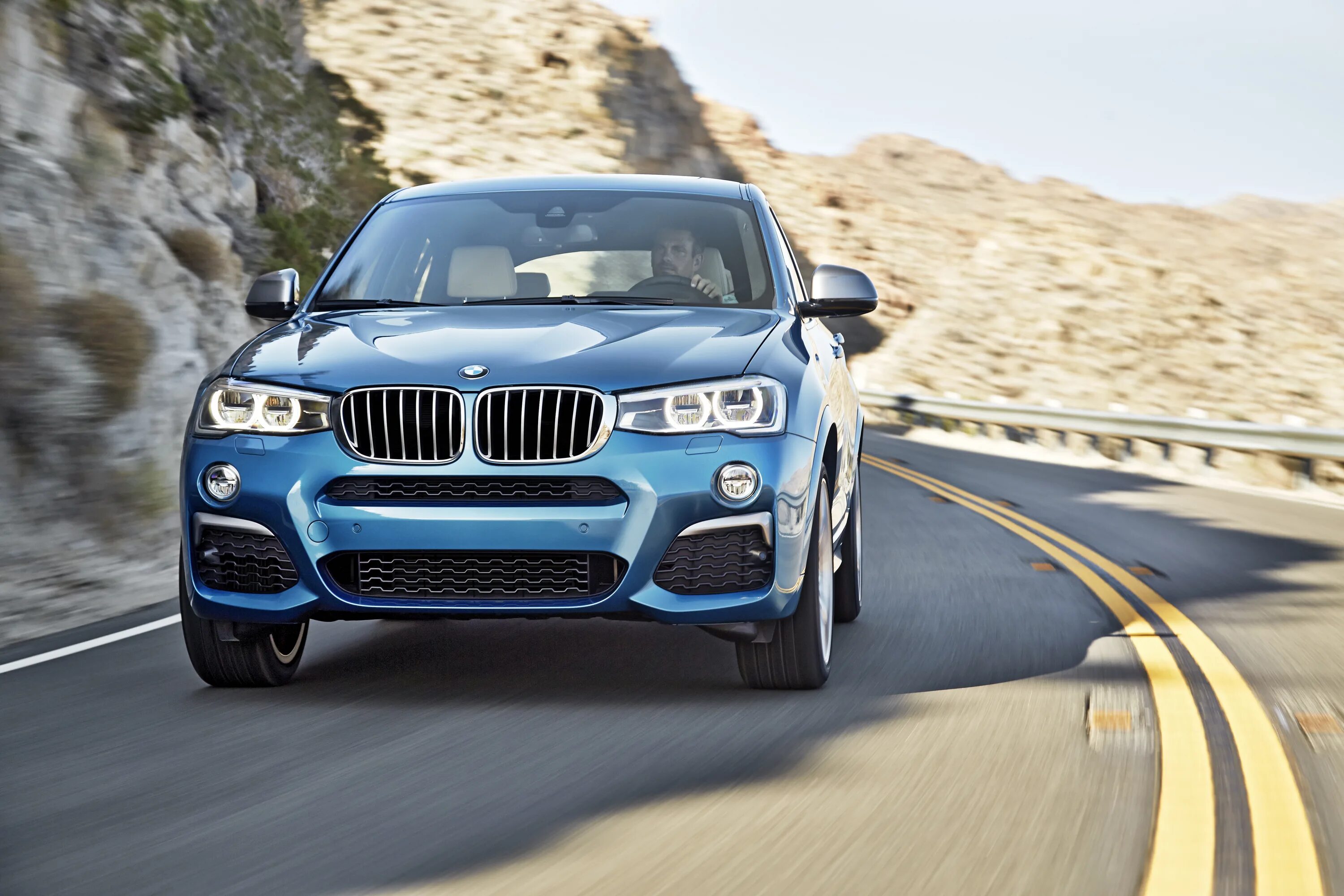 Новый х 8. BMW x4 m40i. BMW x4m 2016. BMW x3 m40i. BMW x4m 2015.