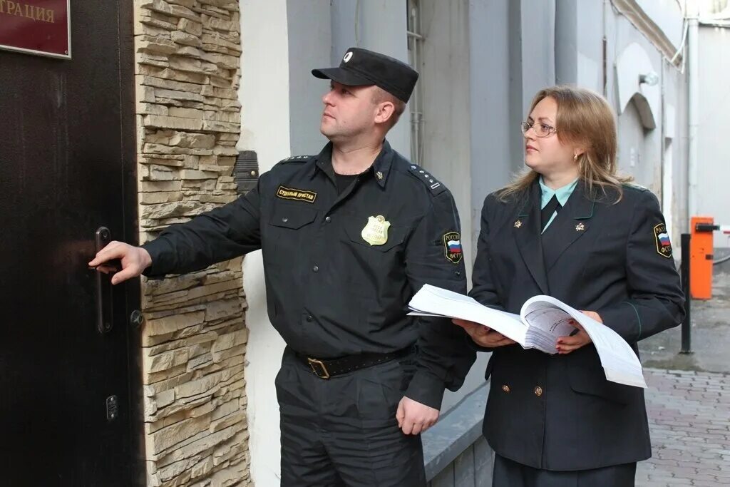 Ссп работает. Фссп судебные приставы. фссп пристав исполнитель. пристав &quot;с.н.сафарова&quot;. сотрудник фссп.