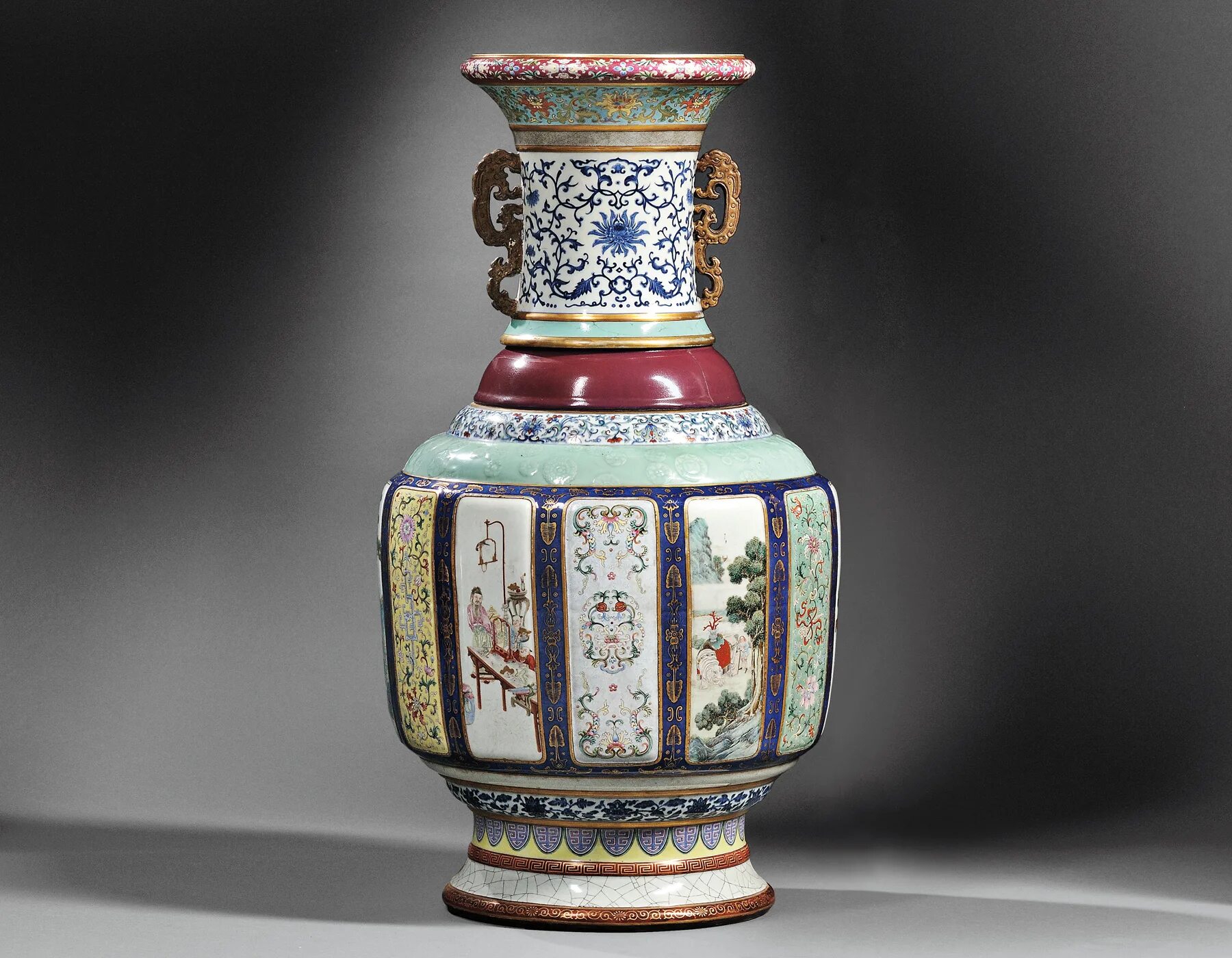 Керамика династии Цинь. Китайский фарфор Династия Qing. Китайские вазы династии Цинь. Китайская ваза династии Цин.