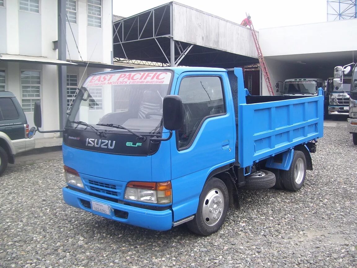 Isuzu elf самосвал 4вд. Эльф самосвал. Isuzu elf 4wd. Исузу эльф 1998. Грузовик исузу эльф самосвал.