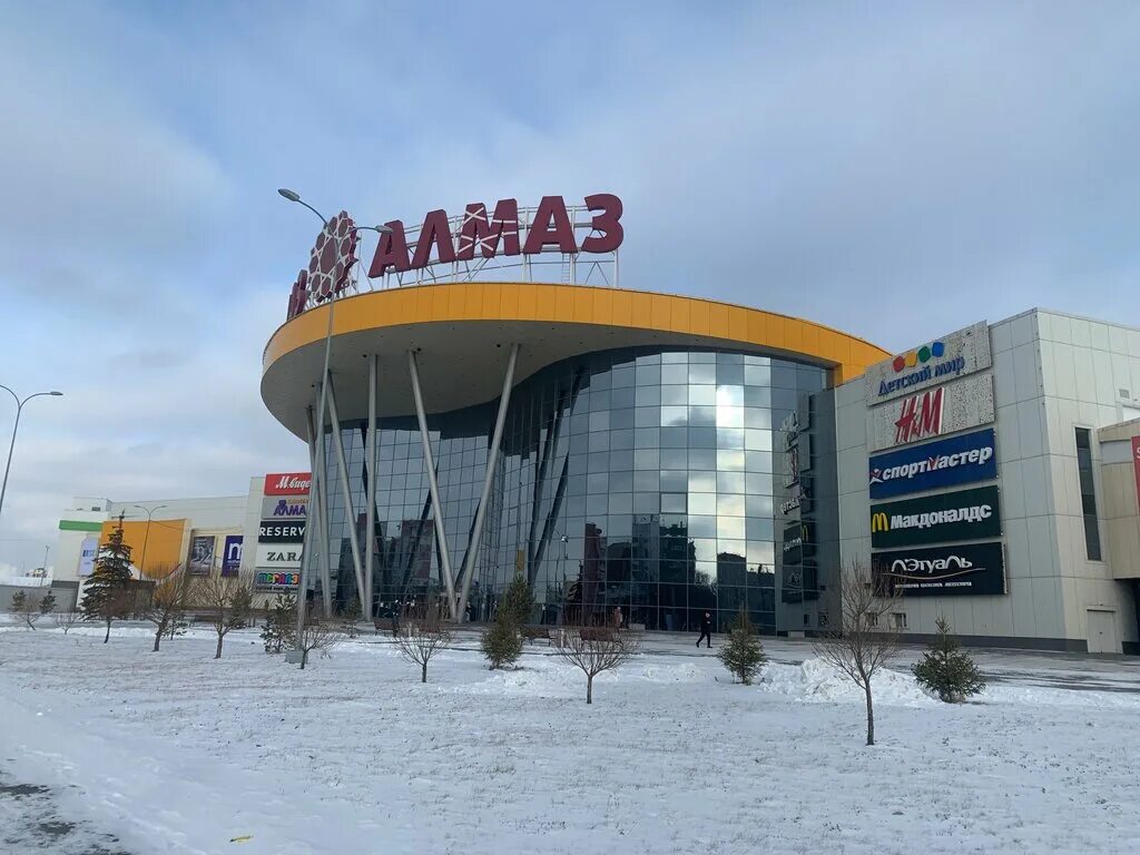 Stradivarius в Челябинске, Копейское ш., 64 - фото, отзывы 2025, рейтинг, телефо