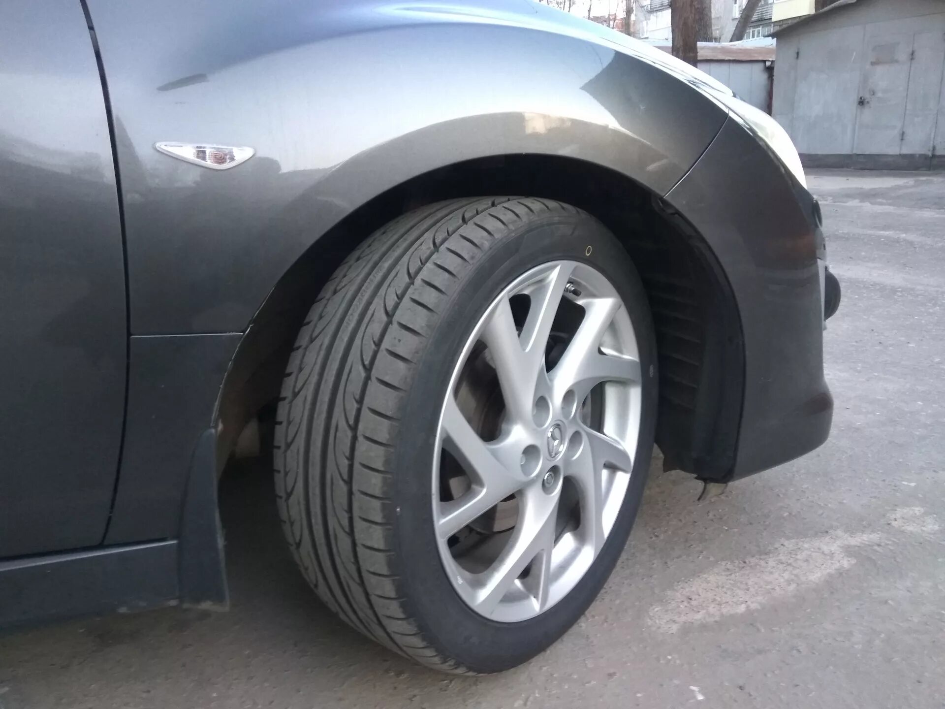 Hankook r18 лето. Hankook Ventus evo2 225/45 r17. 225 45 18 Hankook Ventus v12 evo2. Hankook k120 225/45r18 95y. Мазда 6gh резина 225/45r17.