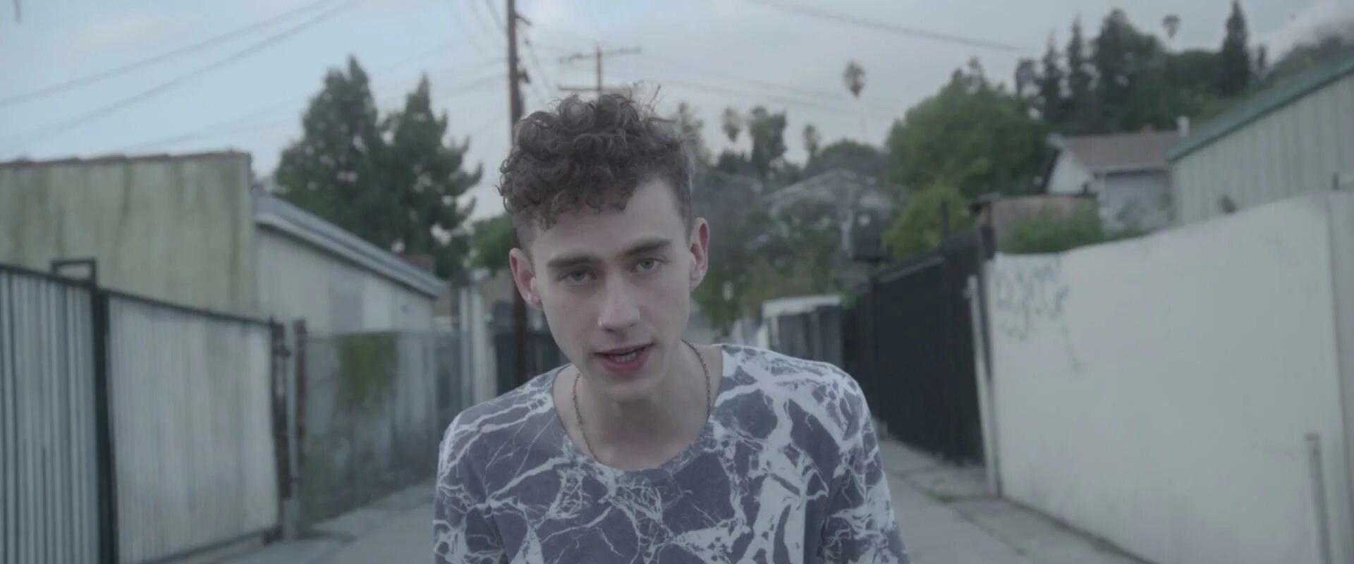 кинг квинс ава макс. эйва макс kings queens. включи клип песни король. Ava max король. включи клип песни король.