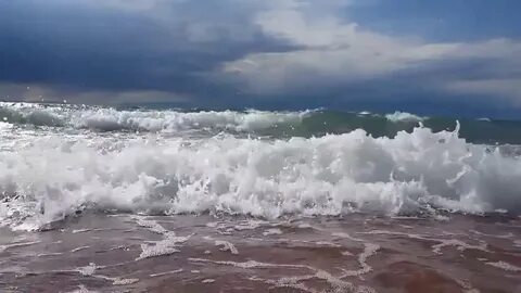 Иссык куль волны