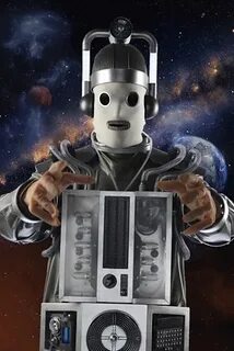 Merge monster vs cyberman