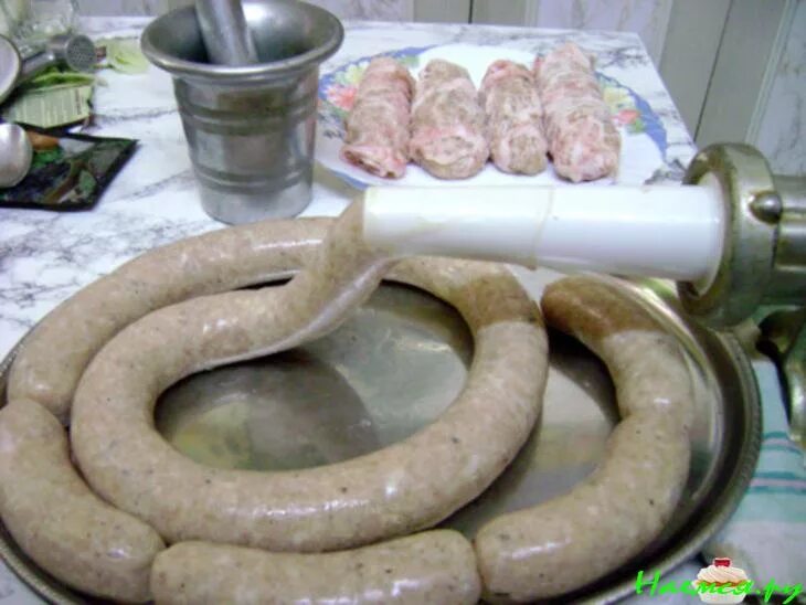 Колбаски в кишке рецепт на мясорубке