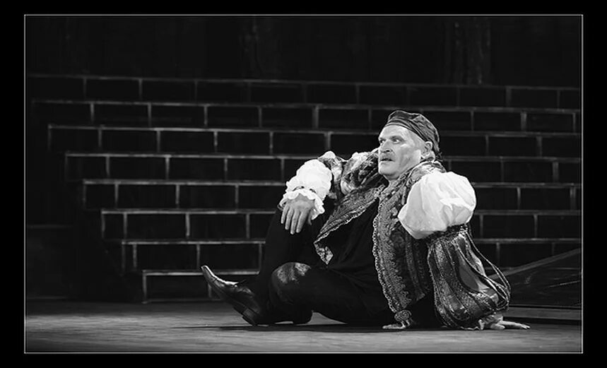 Дон жуан' спектакль малого театра. Дон жуан черняков большой театр. Фото из спектакля завещание дон жуана. Дон жуан малый театр спектакль. Дон жуан малый театр спектакль.