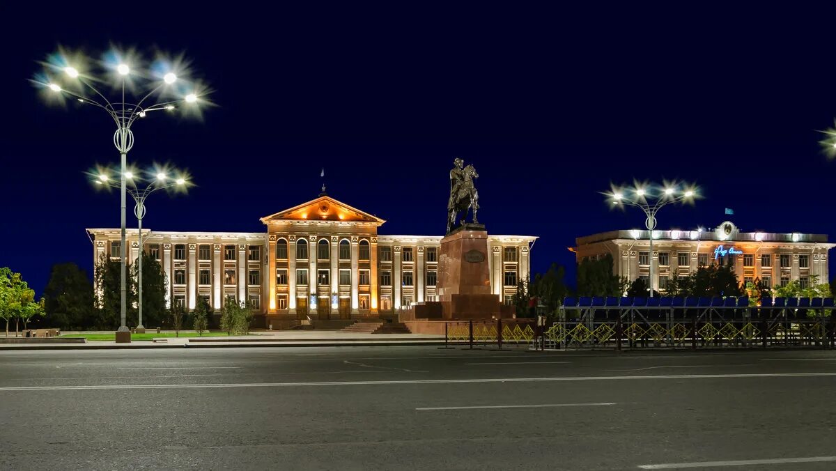 Тараз 1. Тараз город в Казахстане. Тараз Казахстан центр города. Джамбул Казахстан. Ночной город Тараз Казахстан.