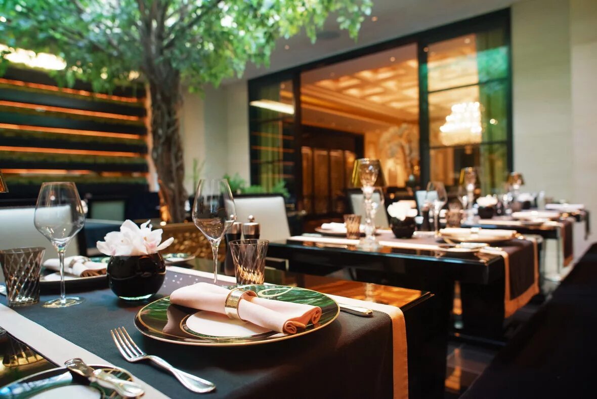 Мишлен рестораны спб. Лучшие мишленовские рестораны. Grand cru ресторан мишлен. Рестораны со звездами мишлен в санкт петербурге. Мишлен ресторатор.