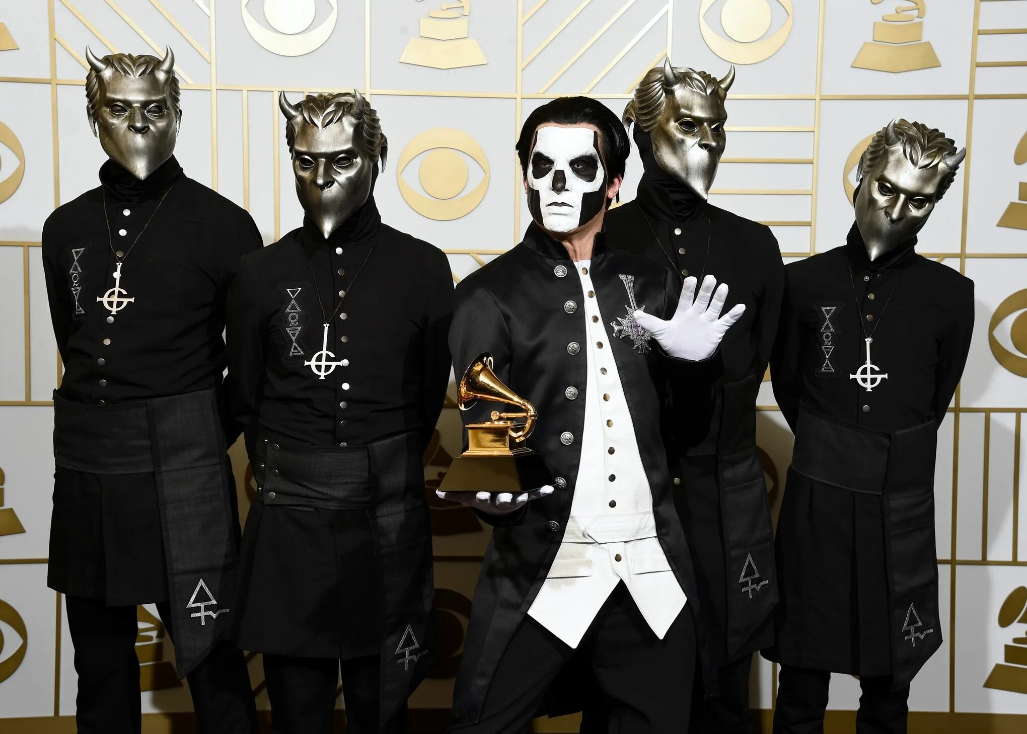 Папа эмеритус ghost без маски. Nameless ghoul. Группа ghost. Группа ghost prequelle. The band ghost группа.