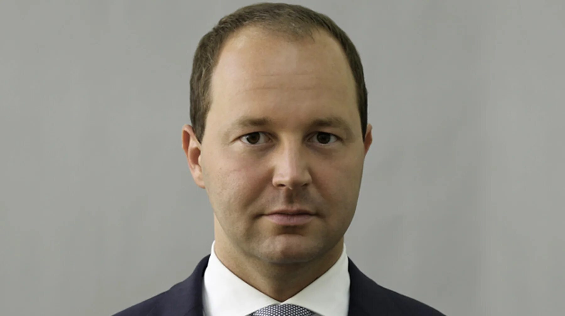 Шадаев максут игоревич министр. Максут шадаев 2022. Глава минцифры максут шадаев. Николай никифоров. Максут шадаев.