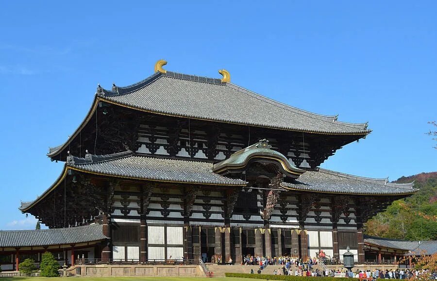 Особенности архитектуры японии. Синдэн япония. Минка дом в японии. Архитектура японии минка. Синтоистский храм в японии.