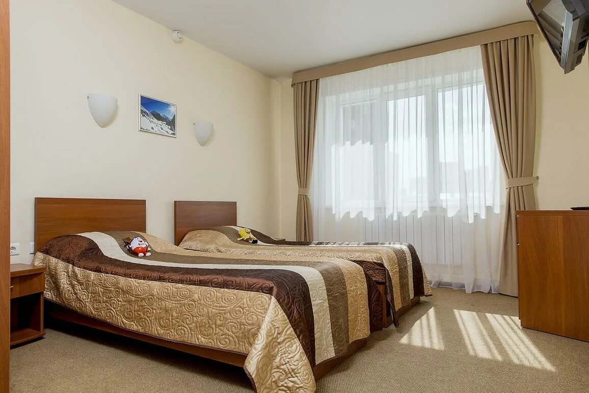 Отель эмеральд. Отель центральный екатеринбург by usta hotels 3. Отели екатеринбурга. Гостиница премьер северное. Гостиница урал екатеринбург.