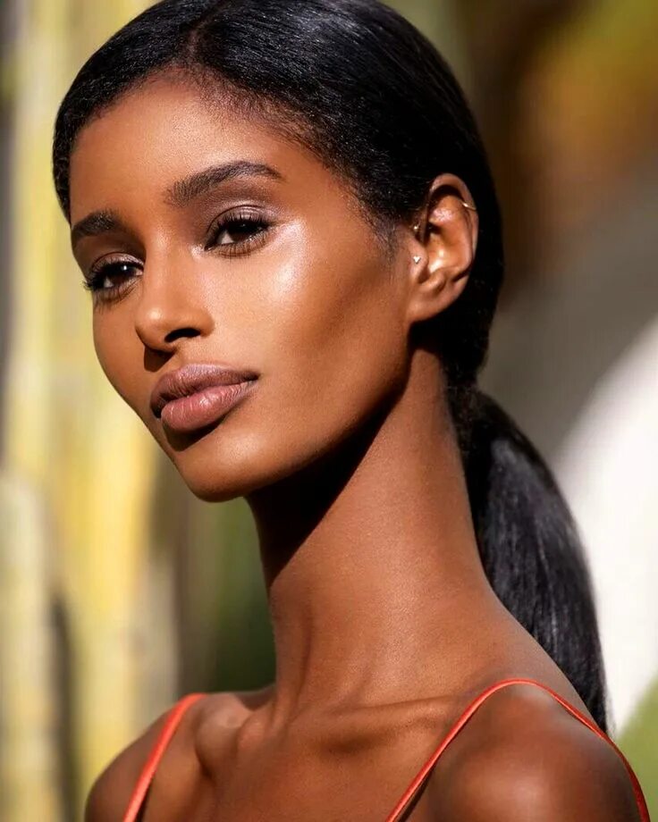 Ebony model. Сенаит Гидей. Senait Gidey модель. Сенаит Гидей Senait Gidey. Senait Gidey модель эфиопская.