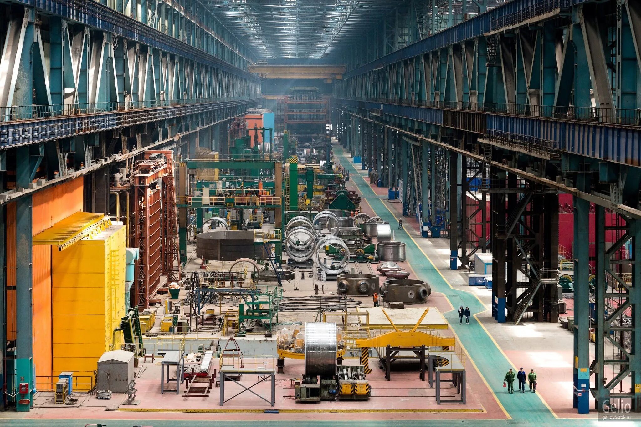 Цех машиностроения. Клинцовский автокрановый завод, клинцы. Челябинский тракторный завод цех. Атоммаш волгодонск. Машиностроительный комплекс.