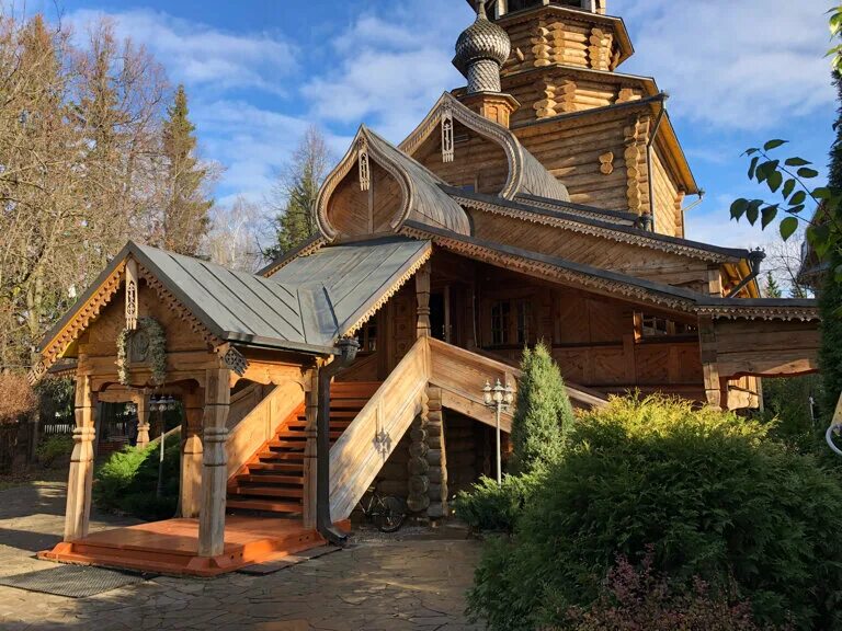 церковь покрова божией матери на десне. покровский собор измайлово. церковь покрова божьей матери в ватутинках. церковь покрова пресвятой богородицы. храм покрова на десне.