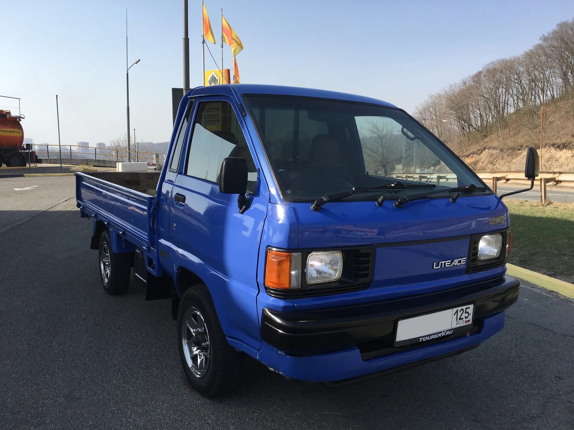 Тойота лит айс грузовик. Lite Ace Truck 4wd. Toyota Town Ace Truck 4wd. Toyota Lite Ace Truck 4wd 2005. Toyota Lite Ace грузовик 4вд.