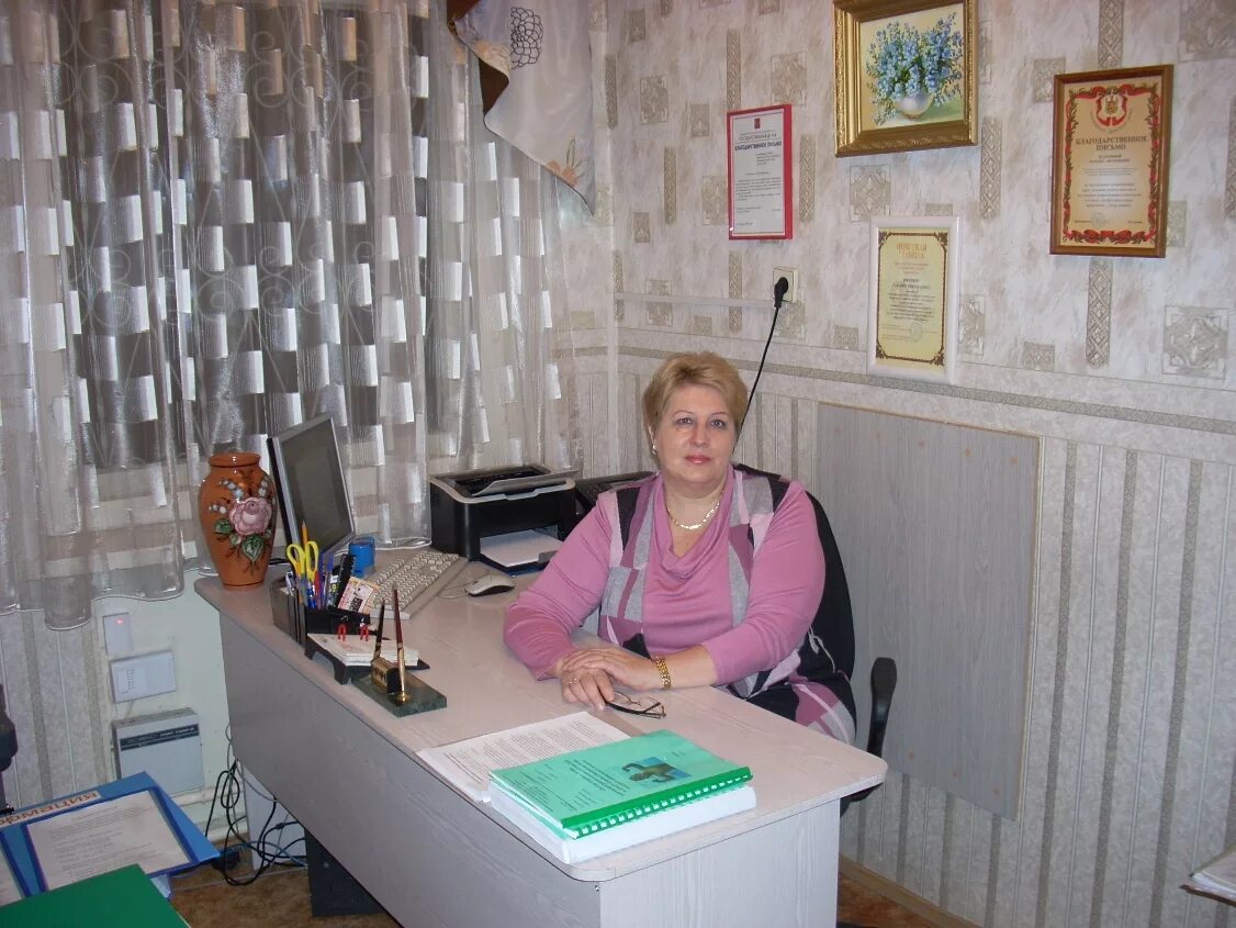 детский сад 11 заведующая. саляхова людмила михайловна. чествование воспитателя. заведующий детского сада. детский сад 11 заведующая.