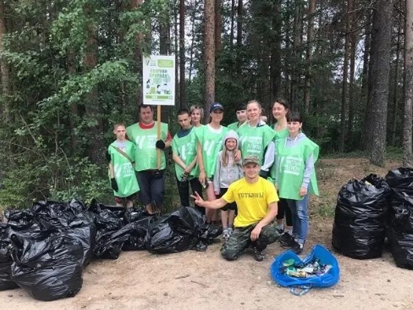 Добровольцы Устьянского района. Волонтеры которые убираются около реки. Проблемы экологии волонтерское экологическое движение