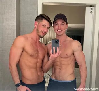 40+ Cade Maddox фото