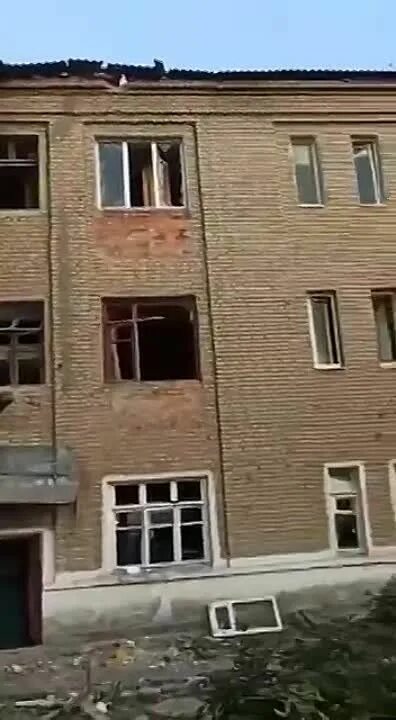 Город комсомольское донецкая область. Донецк комсомольское днр. Мобильный офис мфц. Детский сад комсомольское днр. Донецк комсомольское днр.