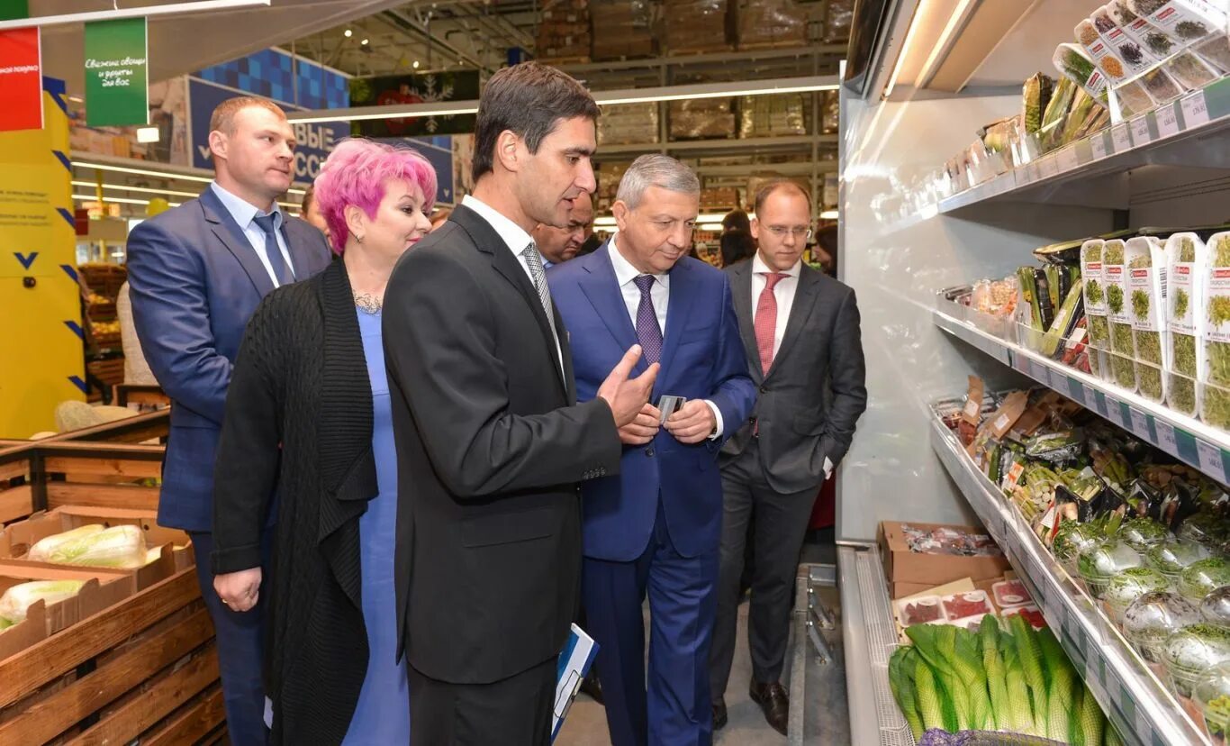 владикавказ метро кэш энд керри. метро владикавказ график работы. метро владикавказ график работы. владикавказ магазин metro. тц метро владикавказ.