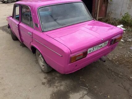Розовая ваз